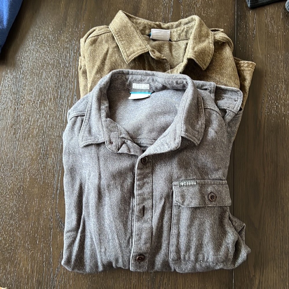 2 Columbia long sleeve shirts